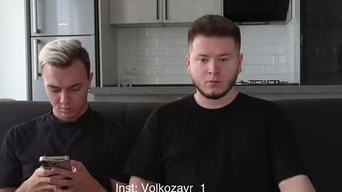 Snapshot of alexxx_d chatting on 11-11-25, 12:49 AlexDimaIgor online show from 11-11-25, 12:49