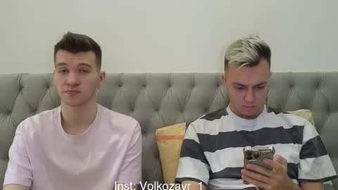 Snapshot of alexxx_d chatting on 11-27-25, 07:38 AlexDimaIgor online show from 11-27-25, 07:38