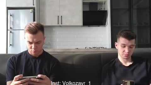 Snapshot of alexxx_d chatting on 11-29-25, 08:28 AlexDimaIgor online show from 11-29-25, 08:28