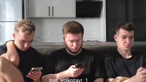 Snapshot of alexxx_d chatting on 12-01-25, 08:30 AlexDimaIgor online show from 12-01-25, 08:30