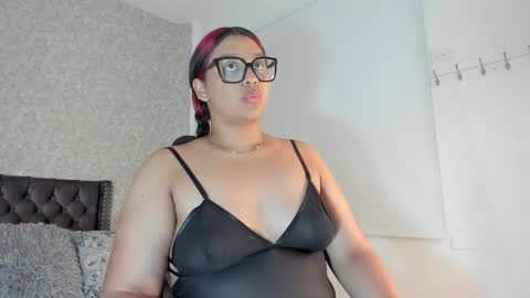 Snapshot of aleya_black chatting on 04-16-26, 03:18 aleya_black online show from 04-16-26, 03:18