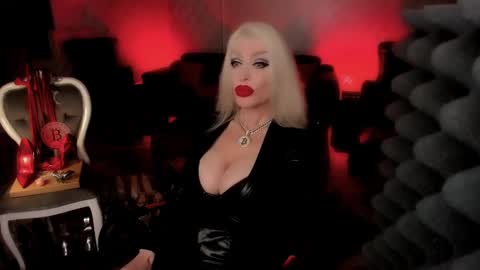 AlfaFemale online show from 01-23-25, 06:28