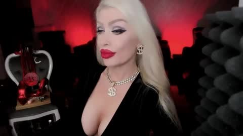AlfaFemale online show from 01-31-25, 07:29