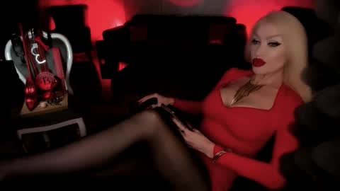 AlfaFemale online show from 10-11-25, 07:18