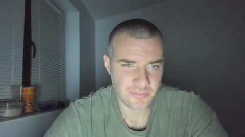 alfiesolomons87 online show from 12-02-24, 08:33