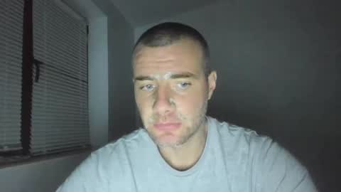 alfiesolomons87 online show from 12-04-24, 07:45