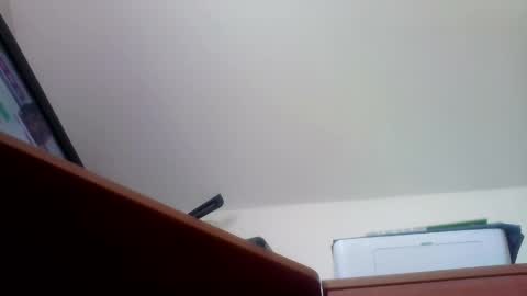Snapshot of alfonz00 chatting on 04-23-26, 10:47 alfonz online show from 04-23-26, 10:47