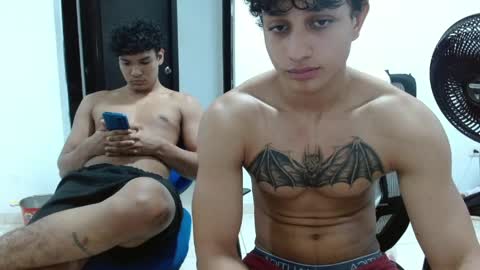 Snapshot of alfred_cantillo chatting on 06-05-26, 10:32 alfred_cantillo online show from 06-05-26, 10:32