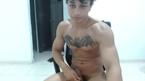 Snapshot of alfred_cantillo chatting on 06-08-26, 07:20 alfred_cantillo online show from 06-08-26, 07:20