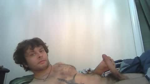 Snapshot of alfredkey14 chatting on 12-22-25, 04:42 alfredkey14 online show from 12-22-25, 04:42