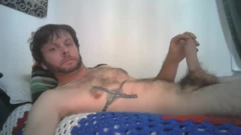 Snapshot of alfredkey14 chatting on 06-06-26, 06:29 alfredkey14 online show from 06-06-26, 06:29