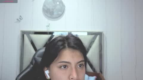 Snapshot of alfresii_rivera chatting on 11-28-25, 02:47 Carolina Join The Fan Club online show from 11-28-25, 02:47