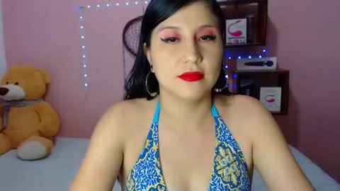 Snapshot of ali_squirt chatting on 11-18-25, 11:15 alixia online show from 11-18-25, 11:15