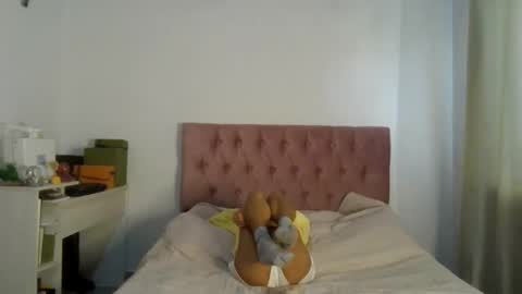 Alia  online show from 01-21-25, 04:05