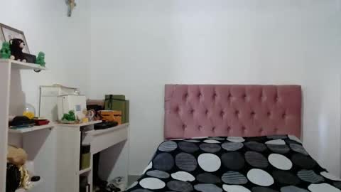 Alia      Anjali  online show from 10-30-25, 12:28