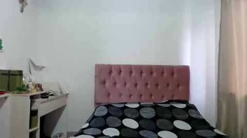 Alia      Anjali  online show from 10-31-25, 11:44