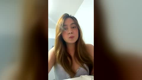 Snapshot of aliaaah chatting on 06-17-26, 06:42 aliaaah online show from 06-17-26, 06:42