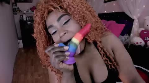 Snapshot of aliana_ross chatting on 01-17-25, 04:17 aliana_ross online show from 01-17-25, 04:17