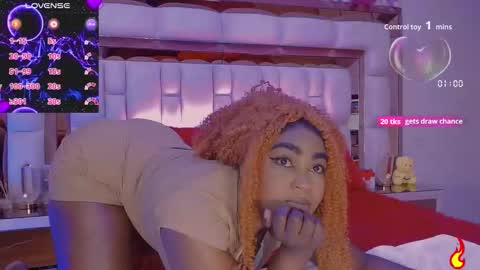 Snapshot of aliana_ross chatting on 09-24-25, 09:34 aliana_ross online show from 09-24-25, 09:34