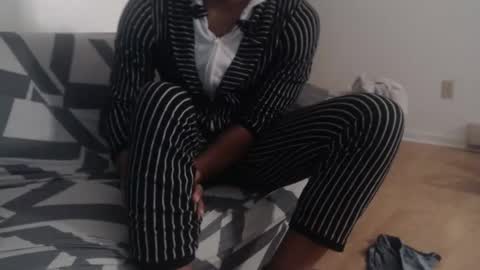 Snapshot of aliasallday chatting on 01-07-25, 02:10 Alias online show from 01-07-25, 02:10