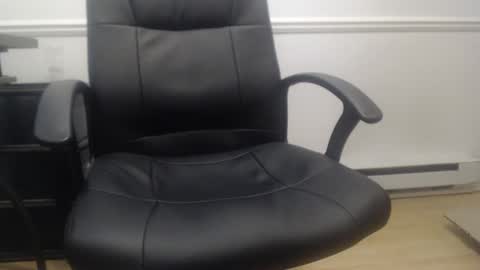 Snapshot of aliasallday chatting on 02-17-25, 12:43 Alias online show from 02-17-25, 12:43