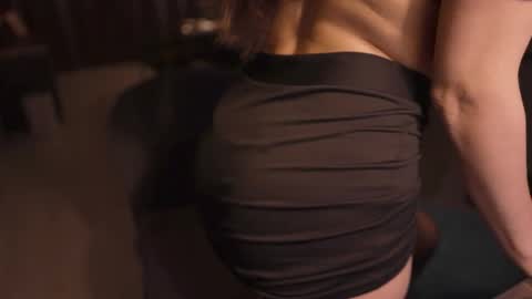 Snapshot of alica_moon_ chatting on 11-23-25, 11:04 Ali online show from 11-23-25, 11:04