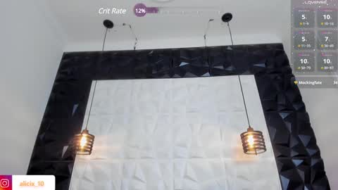 Snapshot of aliccecooper chatting on 12-17-24, 06:20 alicia online show from 12-17-24, 06:20