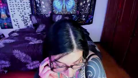 Snapshot of alice666f chatting on 07-03-26, 04:35 ALiCE ROSE online show from 07-03-26, 04:35