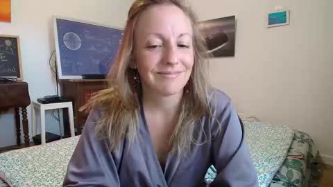 Alice online show from 09-17-25, 07:43