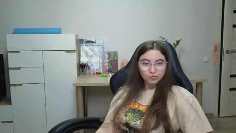 Alice online show from 03-19-26, 07:18