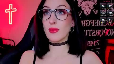Snapshot of alice___mistress chatting on 07-06-26, 08:55 Miss Alice online show from 07-06-26, 08:55