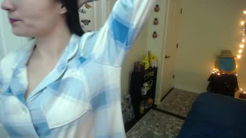 Alice Asks online show from 04-11-26, 05:56