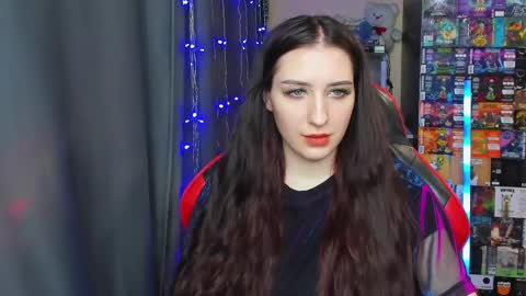 Snapshot of alice_bailey chatting on 02-15-25, 04:56 Alice online show from 02-15-25, 04:56