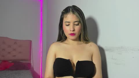 alice_cespedes online show from 02-25-25, 09:35