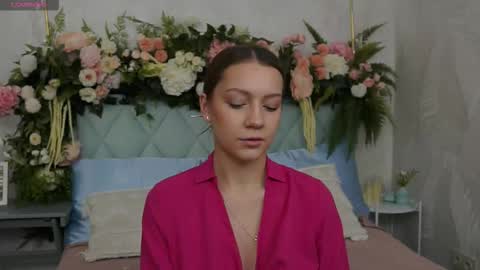 Alice in Wonderland  online show from 02-24-26, 05:22