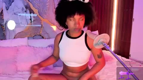 Mey online show from 10-23-25, 10:52