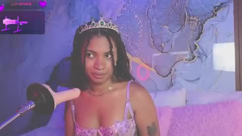 Snapshot of alice_cute77 chatting on 06-27-26, 02:44 Mey online show from 06-27-26, 02:44