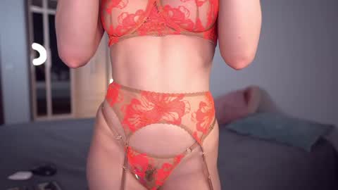 Snapshot of alice_edward chatting on 05-19-26, 03:40 DONT YOU DARE NOT SEEING MY BIRTHDAY STREAM NOVEMBER 12 ILL BE 21 1400 GMT-5 CHECK MY LOVENSE WISHLIST online show from 05-19-26, 03:40
