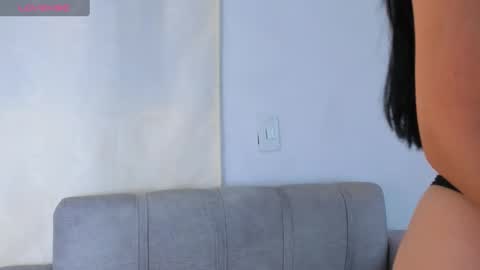 Snapshot of alice_jenner_ chatting on 02-01-25, 12:51 Alice online show from 02-01-25, 12:51