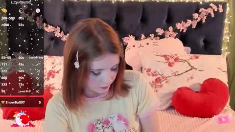 Snapshot of alice_langley chatting on 02-10-26, 02:21 Alice 3 online show from 02-10-26, 02:21