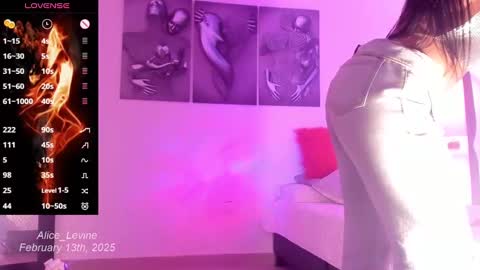 Alice  online show from 02-13-25, 10:00