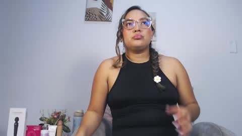 Alice  online show from 04-17-26, 02:09