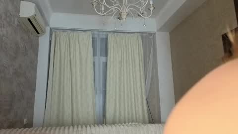 Snapshot of alice_liss_ chatting on 05-01-26, 05:50 Alice online show from 05-01-26, 05:50