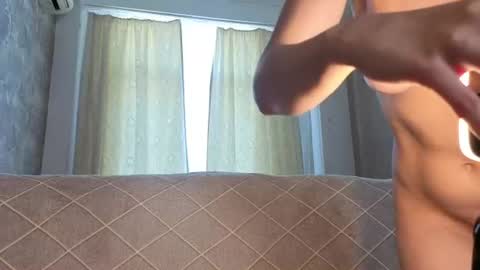 Snapshot of alice_liss_ chatting on 06-22-26, 02:47 Alice online show from 06-22-26, 02:47