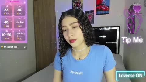 Snapshot of alice_martinez_ chatting on 09-12-25, 07:08 alice and amber online show from 09-12-25, 07:08