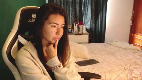 Alice online show from 12-19-25, 07:43