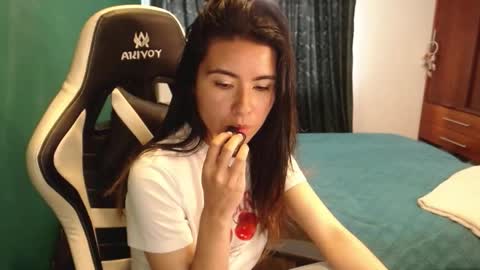 Alice online show from 02-25-26, 03:32