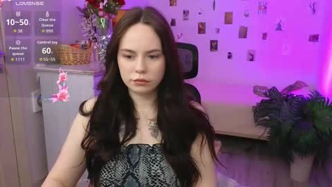 Snapshot of alice_moondark chatting on 02-03-26, 07:08 Alice online show from 02-03-26, 07:08