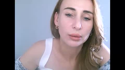 Alice Sewx online show from 09-17-25, 12:07