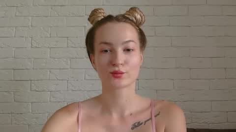 Alice online show from 09-08-25, 03:22